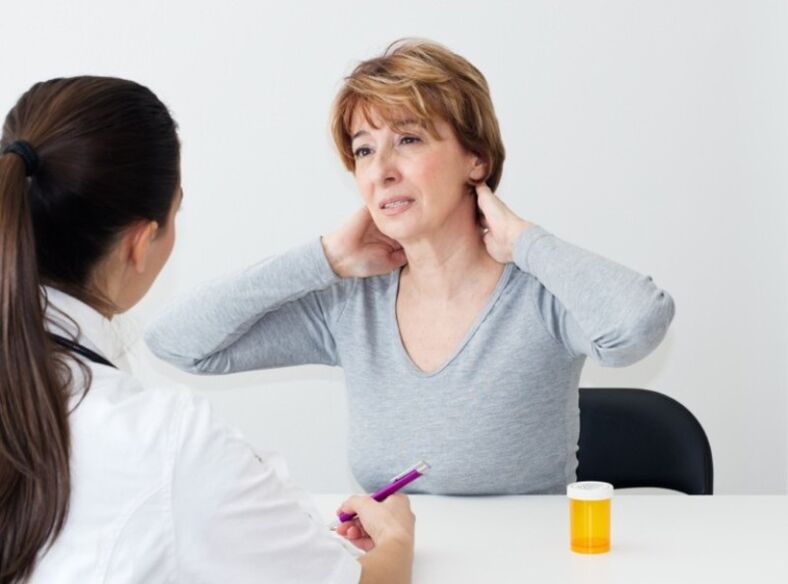 no consultorio médico para osteocondrose cervical