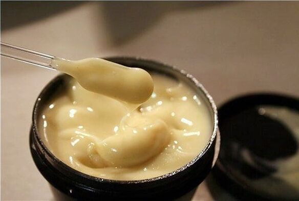 Pomada para o tratamento da artrose do ombreiro